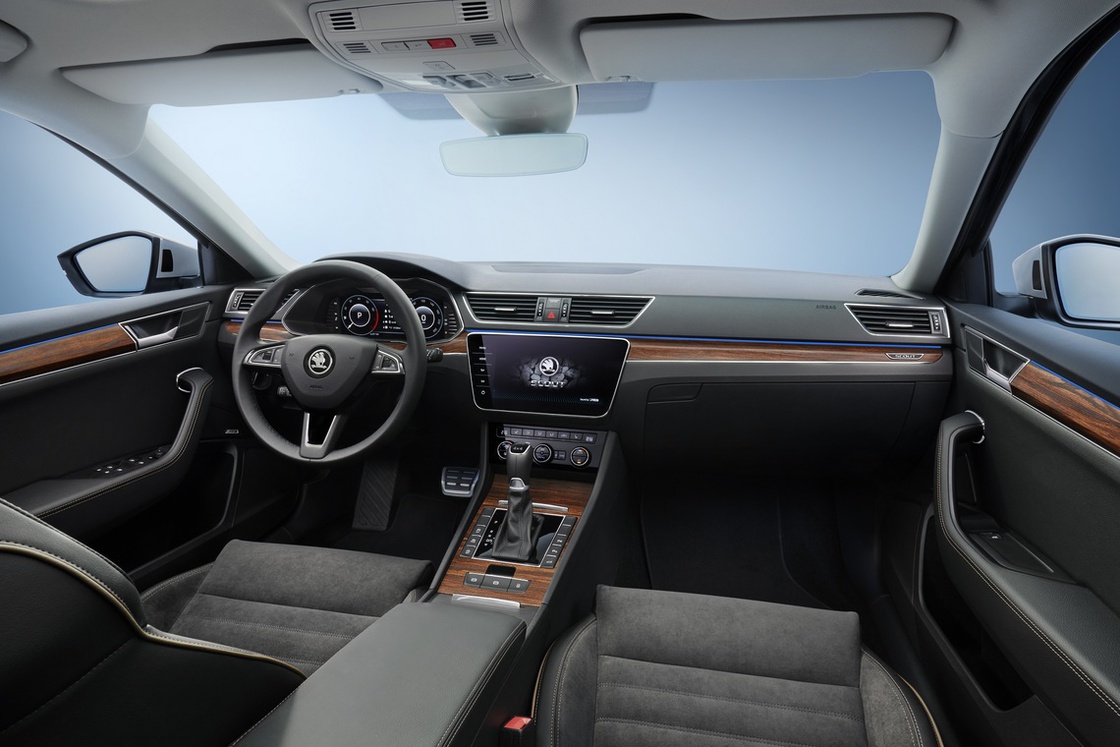 superb-scout-interior-01.5d8c9d15772ca0959b772f33189572d2.fit-1450x760.jpg